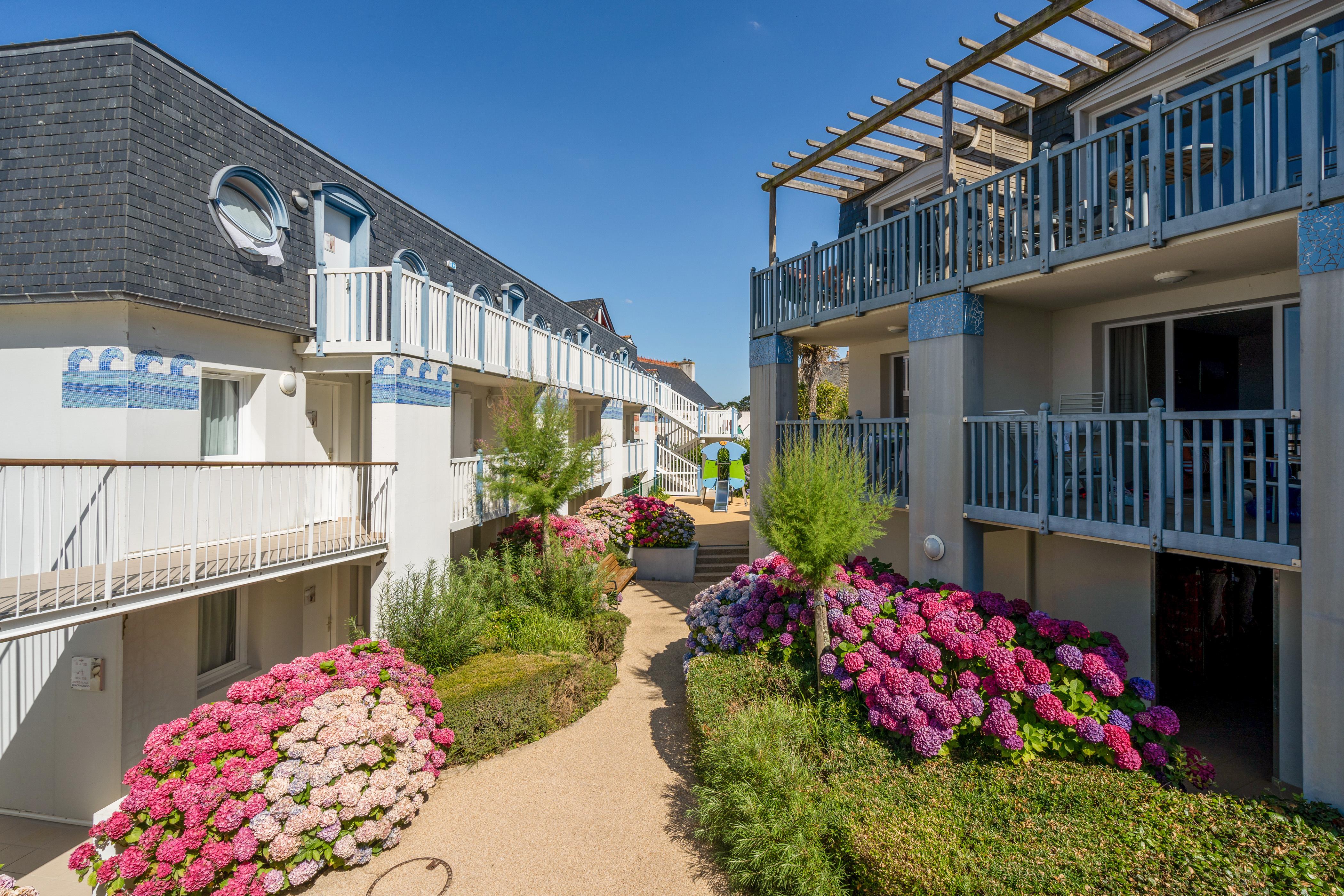 Residence Pierre & Vacances Premium Le Coteau Et La Mer Treboul Exterior photo